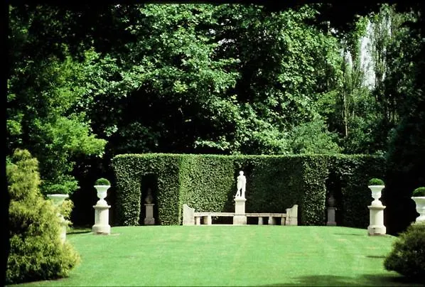 Chateau De Rigny Menthon-Saint-Bernard 3*,